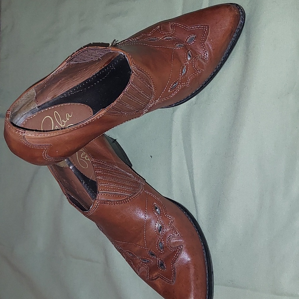 Reba Brown Western Ankle Point Toe Bootie The Lane Western Size 7.5M Women's